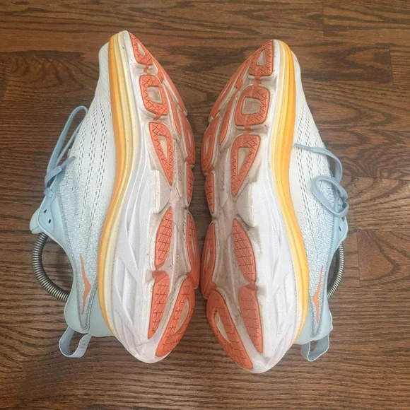 HOKA Bondi 8 Max Cushioned Road Runner Size 9.5 Wide - Picture 6 of 8